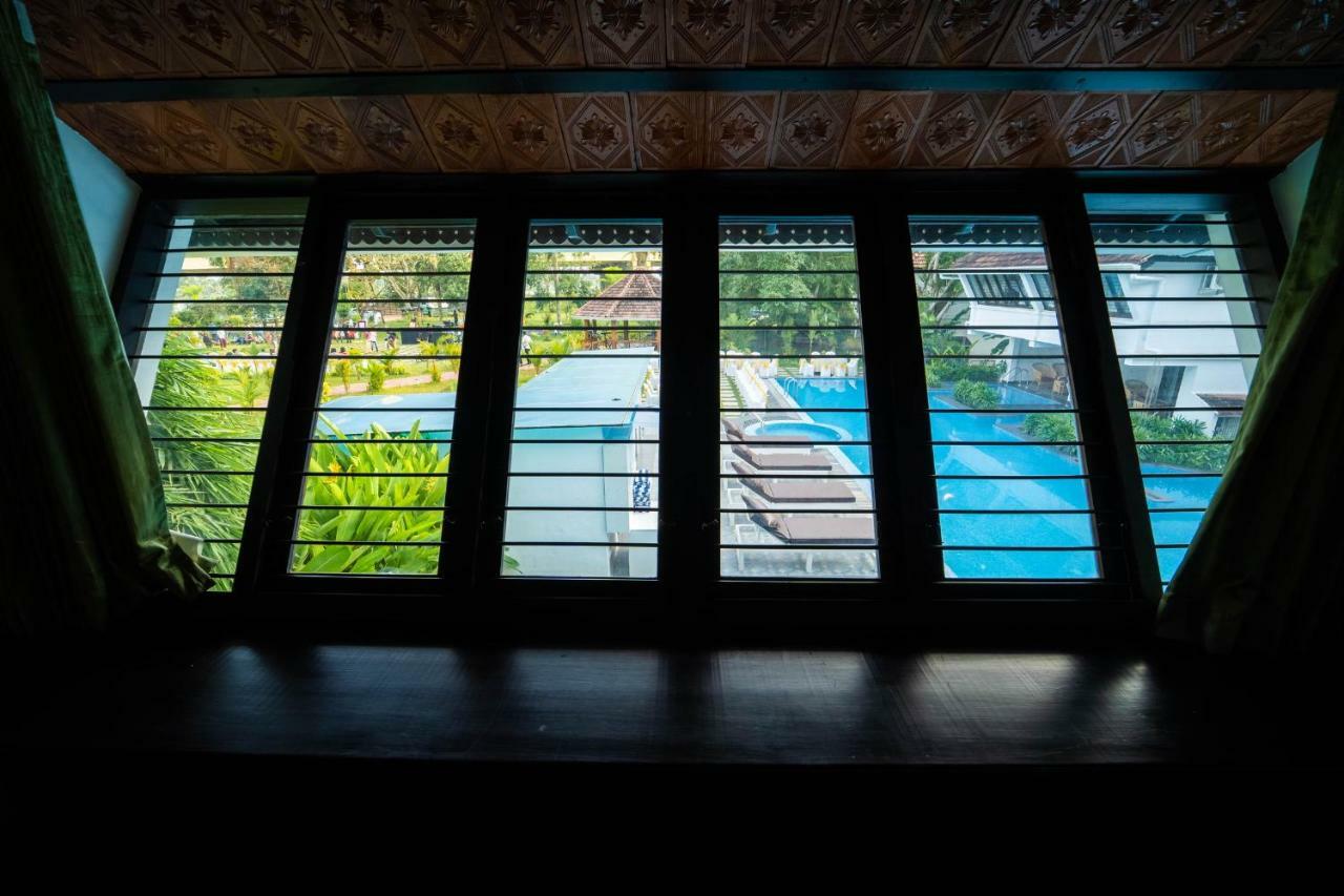 Nihara Resort And Spa Cochin Kochi Buitenkant foto